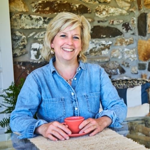 Photo of Elizabeth Moro