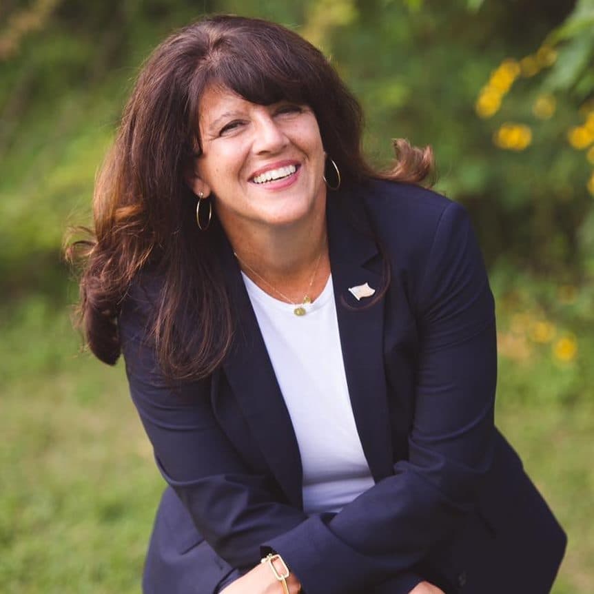 Photo of Lisa Borowski