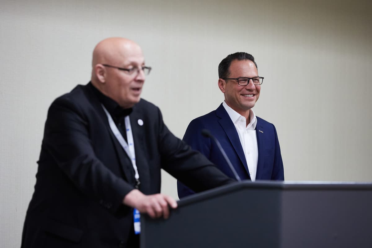 PFT President Arthur Steinberg introduces Governor Josh Shapiro at the 2025 AFTPA Convention