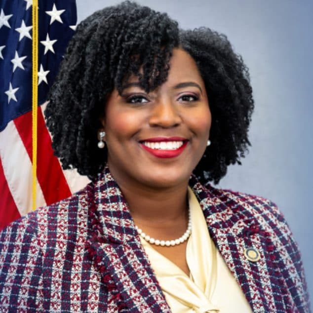Photo of Joanna McClinton